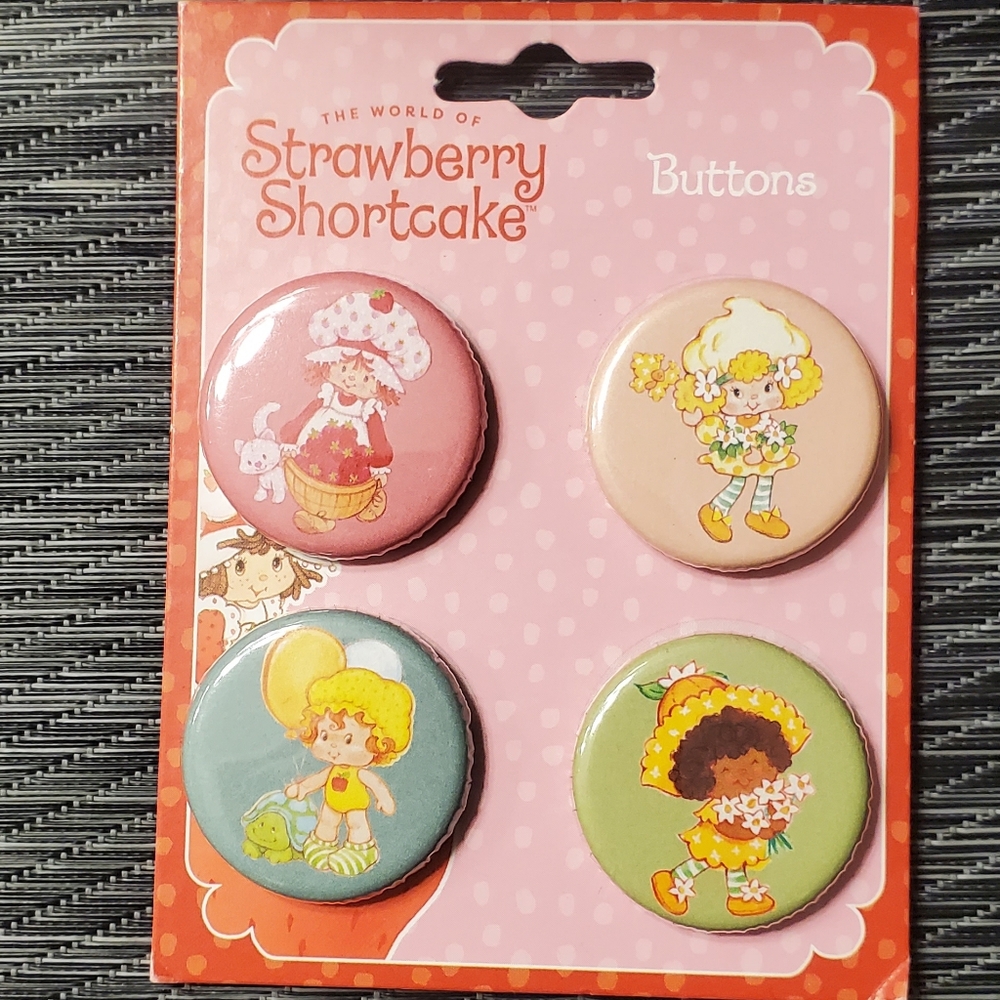Strawberry Shortcake Button Set
